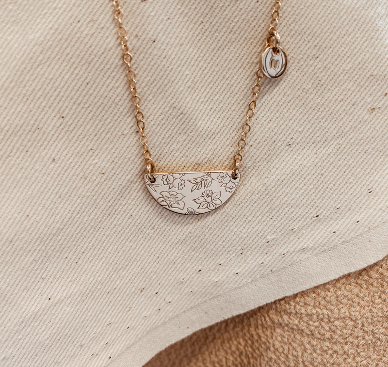 Personalised jewellery - KBN Jewellery - handmade jewellery – Personalised Jewellery gifts – Dainty jewellery- Dainty necklace – flower stamp necklace – birth month flower jewellery – flower necklace