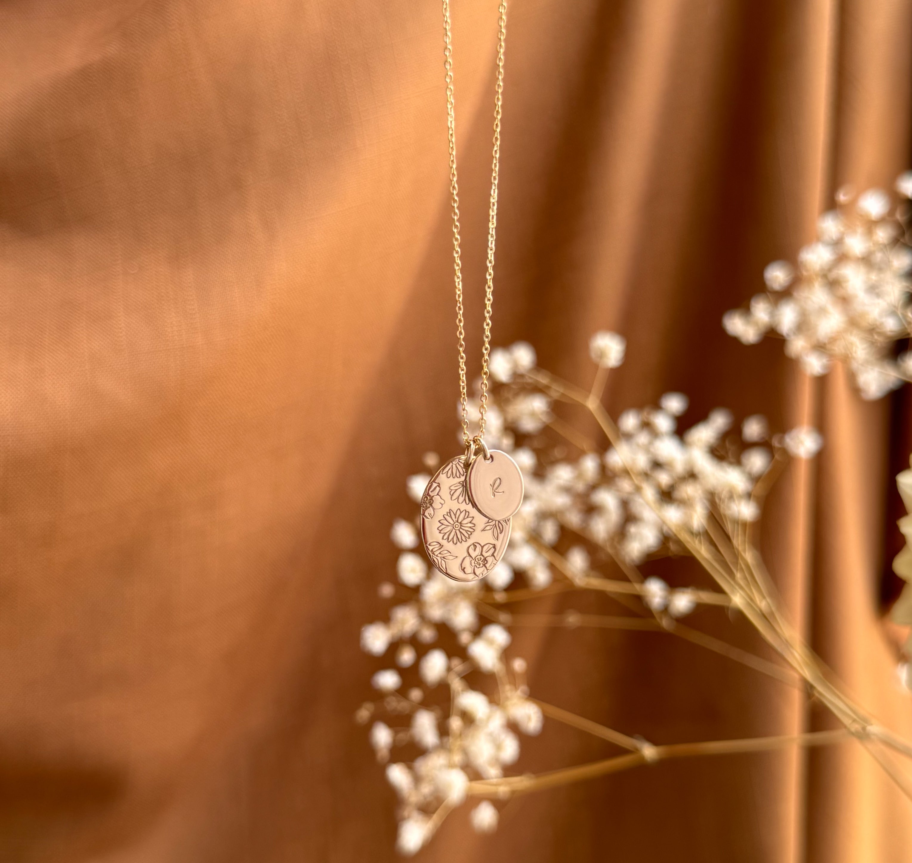 Personalised jewellery - KBN Jewellery - handmade jewellery – Personalised Jewellery gifts – Dainty jewellery- Dainty necklace – flower stamped necklace – family flowers – kids birth flowers – birth flower necklace – personalised flower stamped necklace - floral display necklace - spring necklace - birth flower garden necklace - handmade jewellery