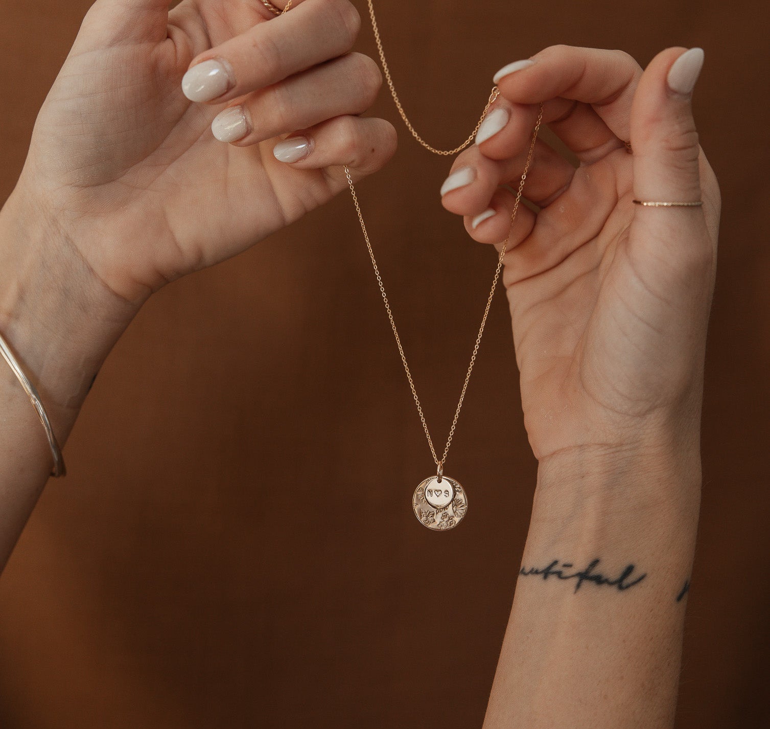 Personalised jewellery - KBN Jewellery - handmade jewellery – Personalised Jewellery gifts – Dainty jewellery- Dainty necklace – flower stamp necklace – birth month flower jewellery – flower necklace – stacked necklace – initial necklace