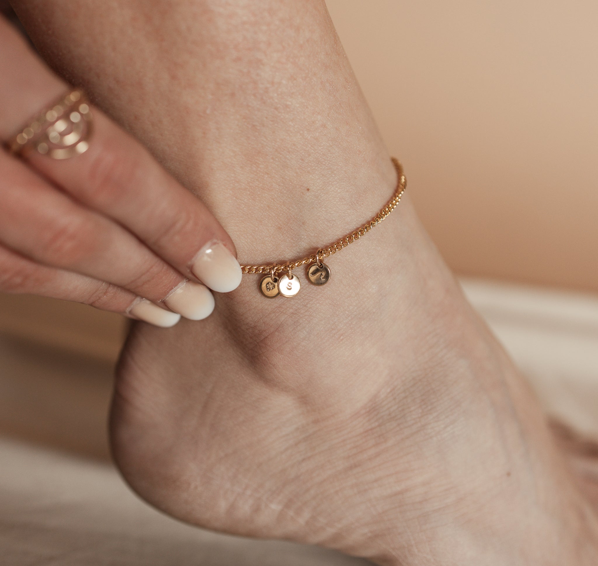 Personalised jewellery - KBN Jewellery - handmade jewellery – custom jewellery gifts – dainty anklet – stacking anklet – layering anklet – simple chain – affordable jewellery – Australian made jewellery – small pendant anklet