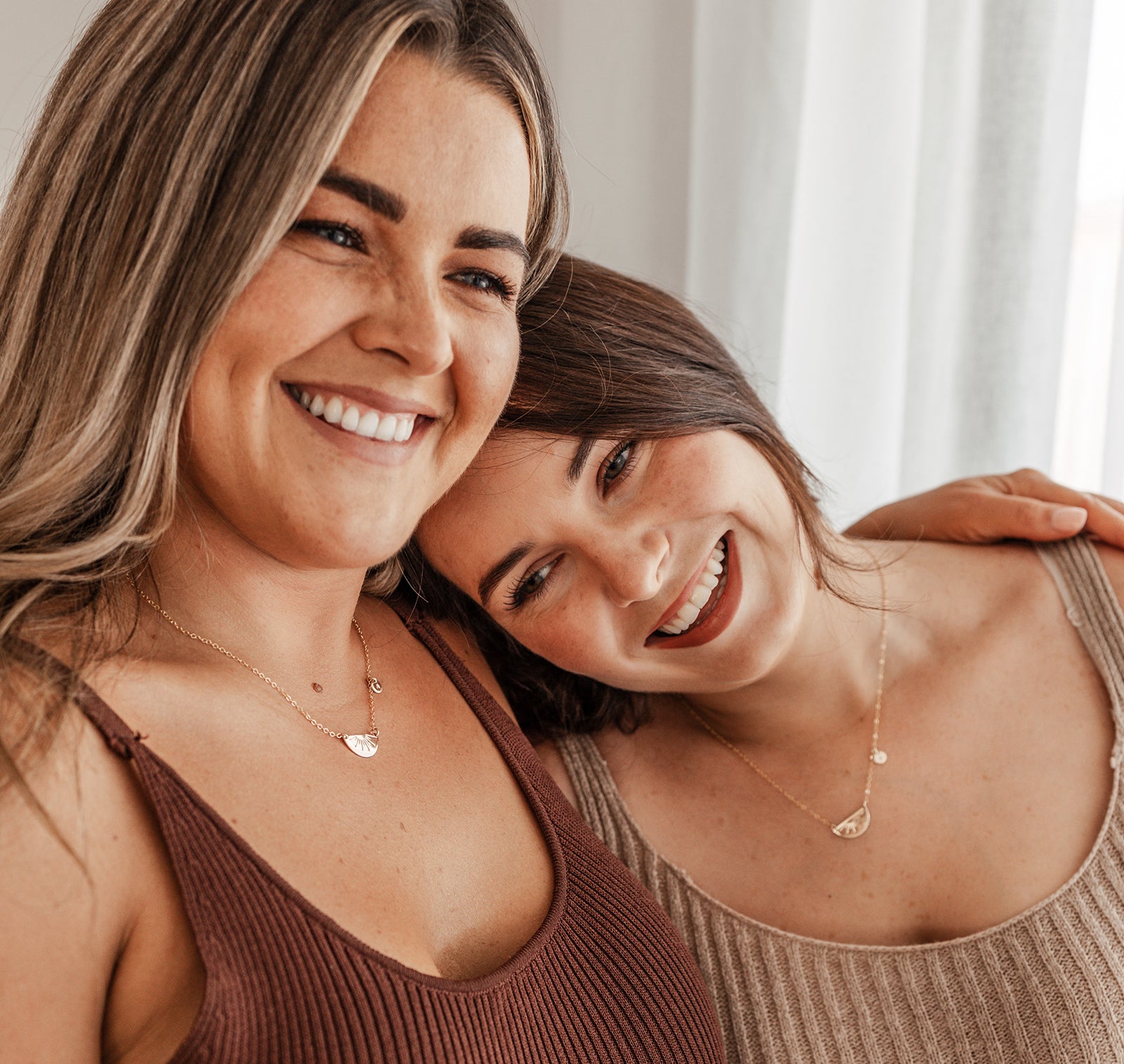 Personalised jewellery - KBN Jewellery - handmade jewellery – Personalised Jewellery gifts – dainty necklaces – matching necklaces – subtle best friend necklace – gifts for your best friend – everyday necklace – simple necklace