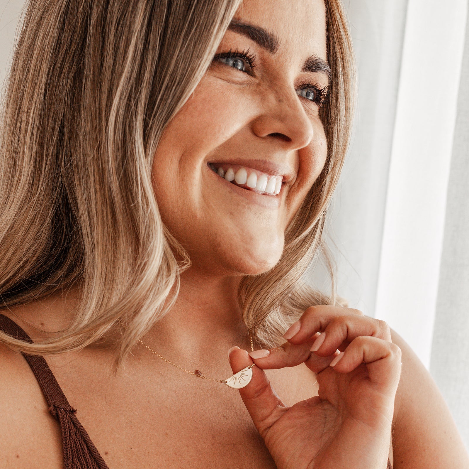 Personalised jewellery - KBN Jewellery - handmade jewellery – Personalised Jewellery gifts – dainty necklaces – matching necklaces – subtle best friend necklace – gifts for your best friend – everyday necklace – simple necklace