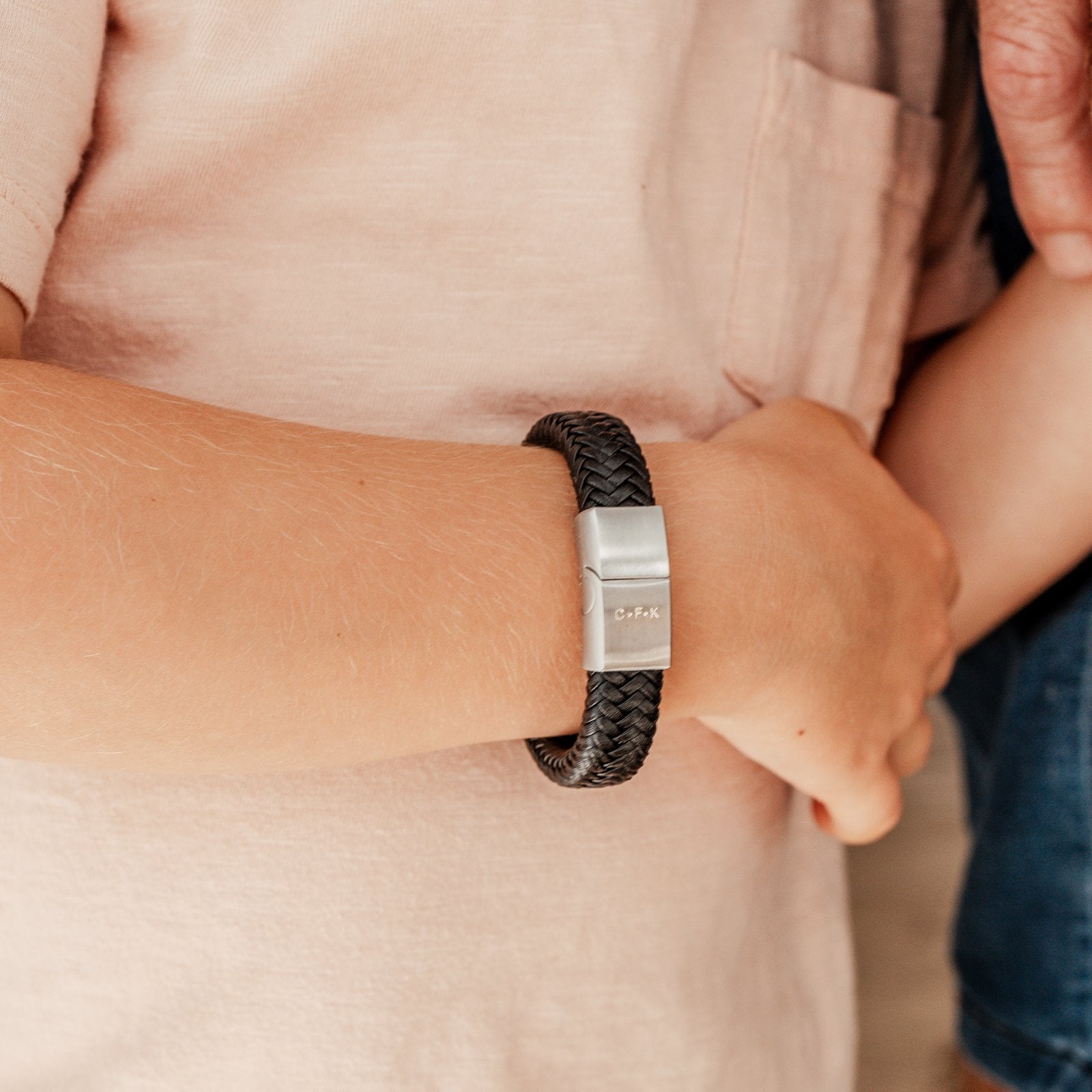 Personalised boy’s cord bracelet – boy’s bracelet  – KBN Jewellery - boy’s personalised bracelet – cord bracelet personalised – brown cord bracelet – black bracelet  – handmade bracelet – initial boy’s bracelet  - personalised gift for your son – personalised boy’s gift – personalised leather bracelet