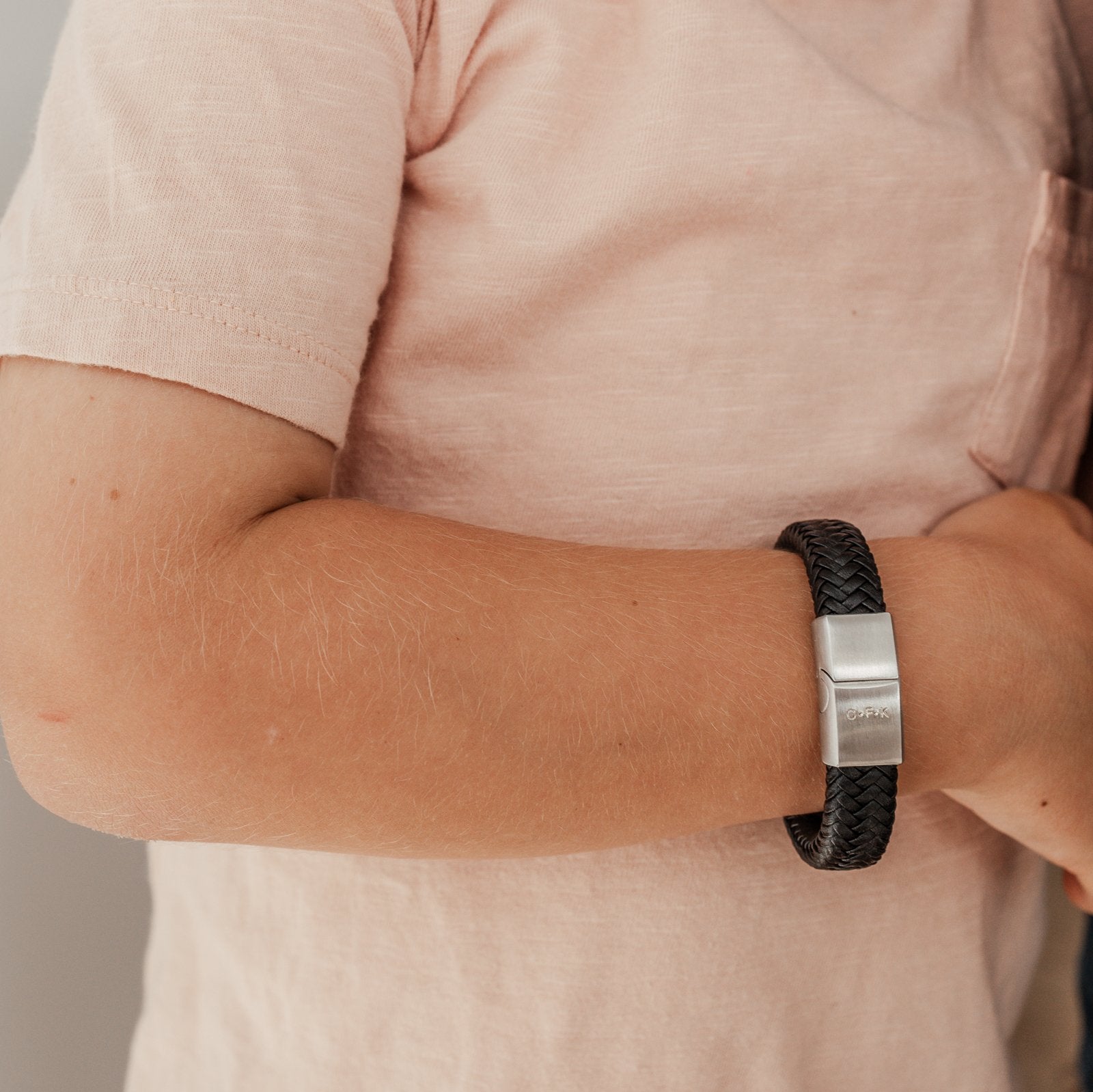 Personalised boy’s cord bracelet – boy’s bracelet – KBN Jewellery - boy’s personalised bracelet – cord bracelet personalised – brown cord bracelet – black bracelet – handmade bracelet – initial boy’s bracelet - personalised gift for your son – personalised boy’s gift – personalised leather bracelet