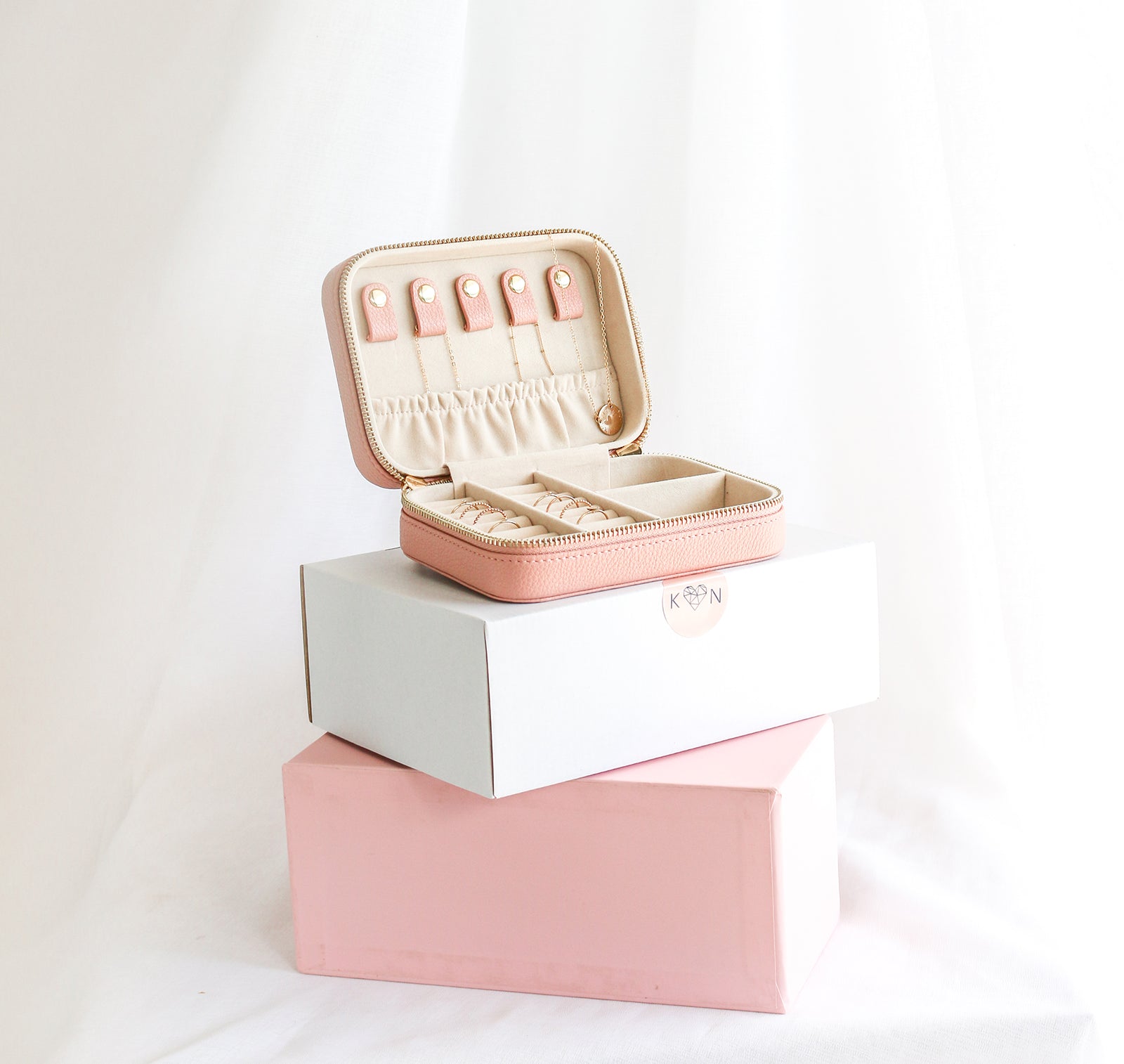 Personalised jewellery - KBN Jewellery - handmade jewellery – Personalised Jewellery gifts – Jewellery case – jewellery travel case – personalised jewellery case – Australian made
