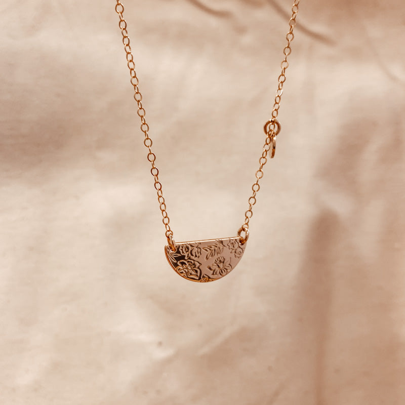 Personalised jewellery - KBN Jewellery - handmade jewellery – Personalised Jewellery gifts – Dainty jewellery- Dainty necklace – flower stamp necklace – birth month flower jewellery – flower necklace 