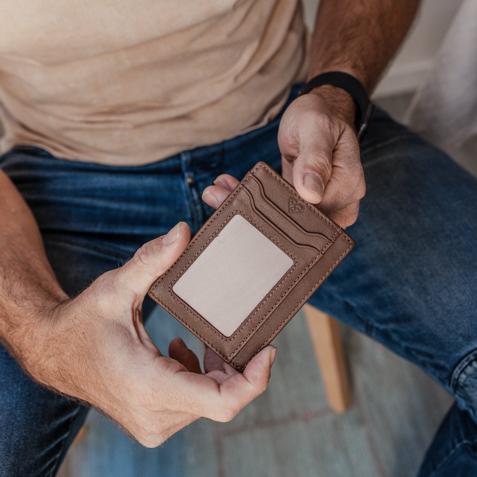 Personalised jewellery - KBN Jewellery - handmade jewellery – Personalised Jewellery gifts – personalised wallet – wallet for men – leather personalised wallet – personalised men wallet – personalised slimline cardholder – men’s cardholder 