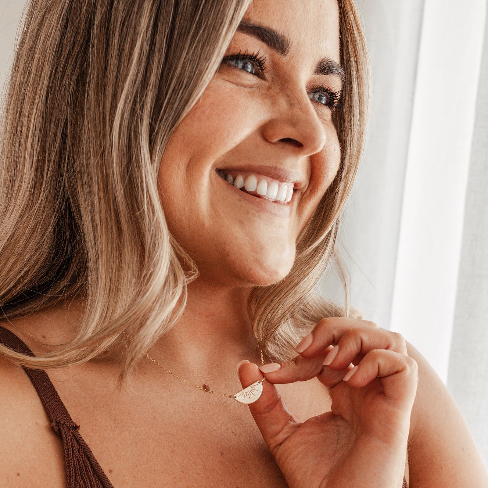 Personalised jewellery - KBN Jewellery - handmade jewellery – Personalised Jewellery gifts – dainty necklaces – matching necklaces – subtle best friend necklace – gifts for your best friend – everyday necklace – simple necklace 