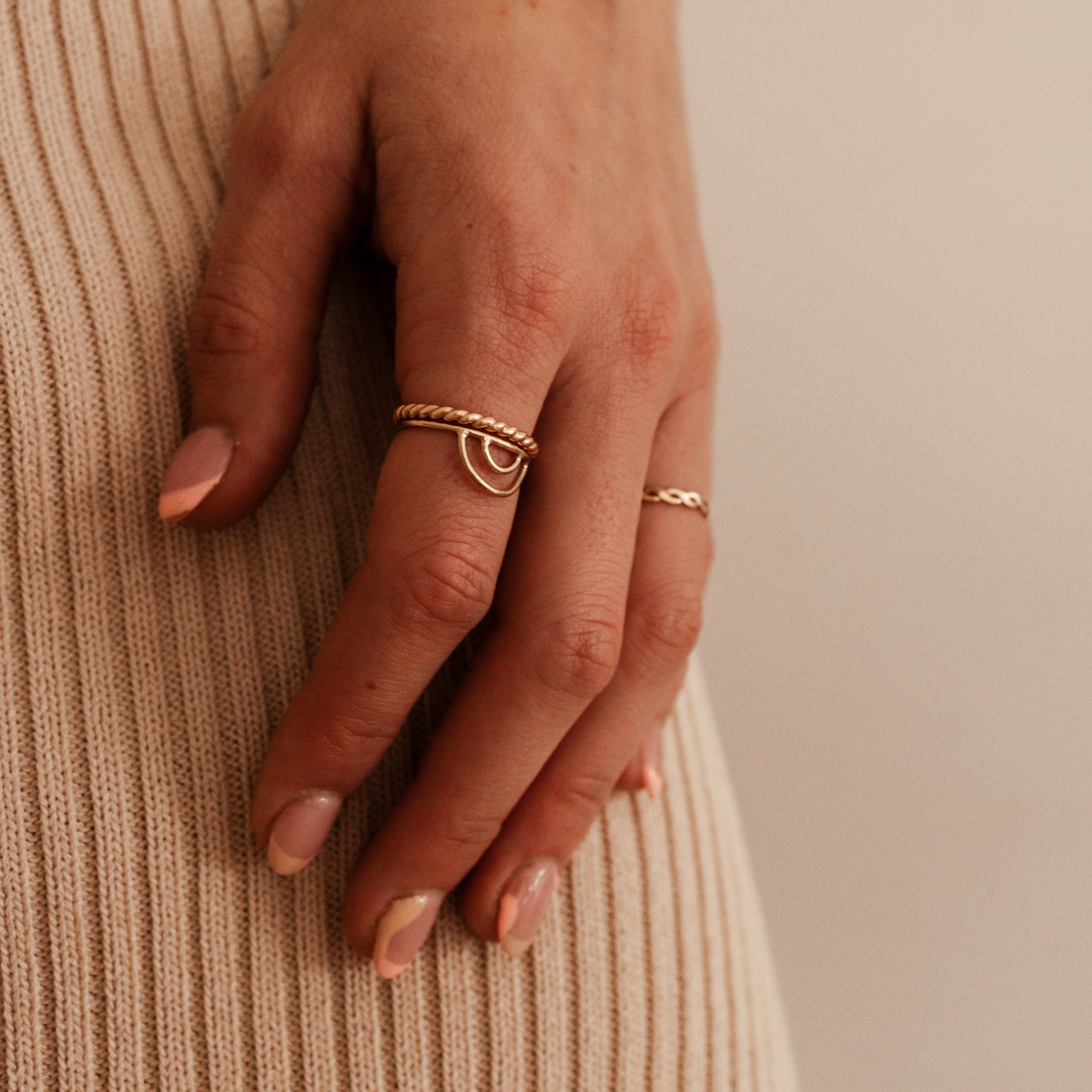 Hazel Twisted Rope minimalist Stacking Ring | Silver & Gold Personalised Jewellery Gifts | Kellective by Nikki | Christmas birthday gifts for friends, women, her, mum, grandma