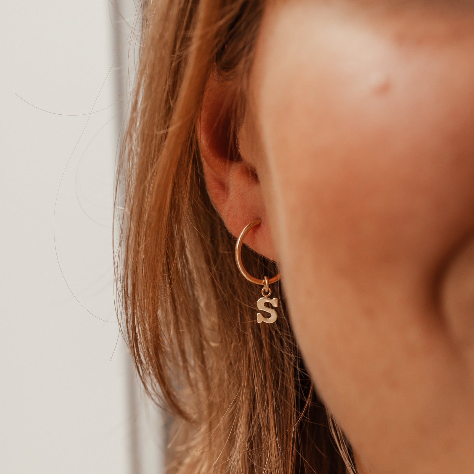 Personalised jewellery - KBN Jewellery - handmade jewellery – Personalised Jewellery gifts – Dainty jewellery – initial hoops – initial hanging letters – personalised hoops 