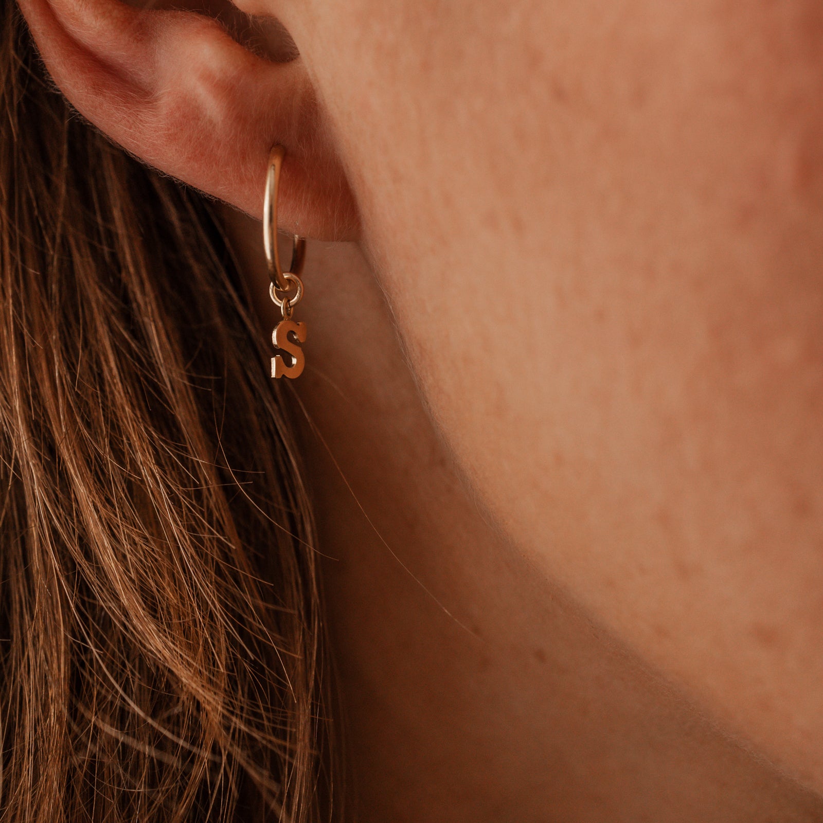 Personalised jewellery - KBN Jewellery - handmade jewellery – Personalised Jewellery gifts – Dainty jewellery – initial hoops – initial hanging letters – personalised hoops 