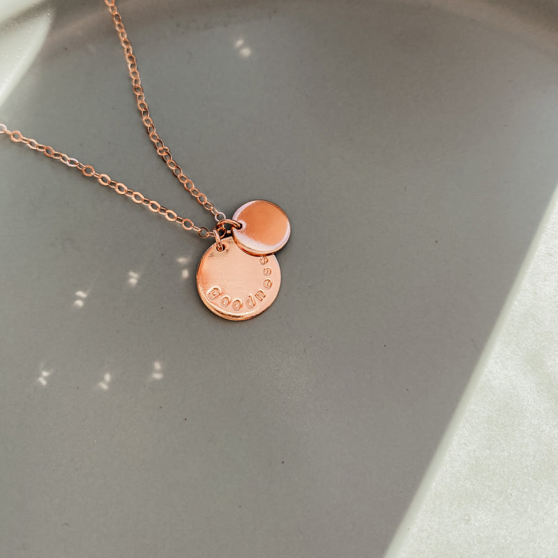 Lola • Medium & Small Pendant Necklace