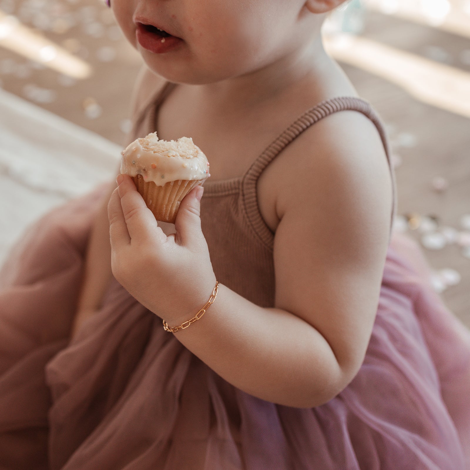 Personalised jewellery – handmade jewellery – KBN jewellery – Australian made jewellery – matching jewellery – matching mum and child bracelet – perfect gift for new mum – sentimental gift – newborn gift idea – new mum gift – matching jewellery – tiny pendant bracelet – linked chain bracelets 