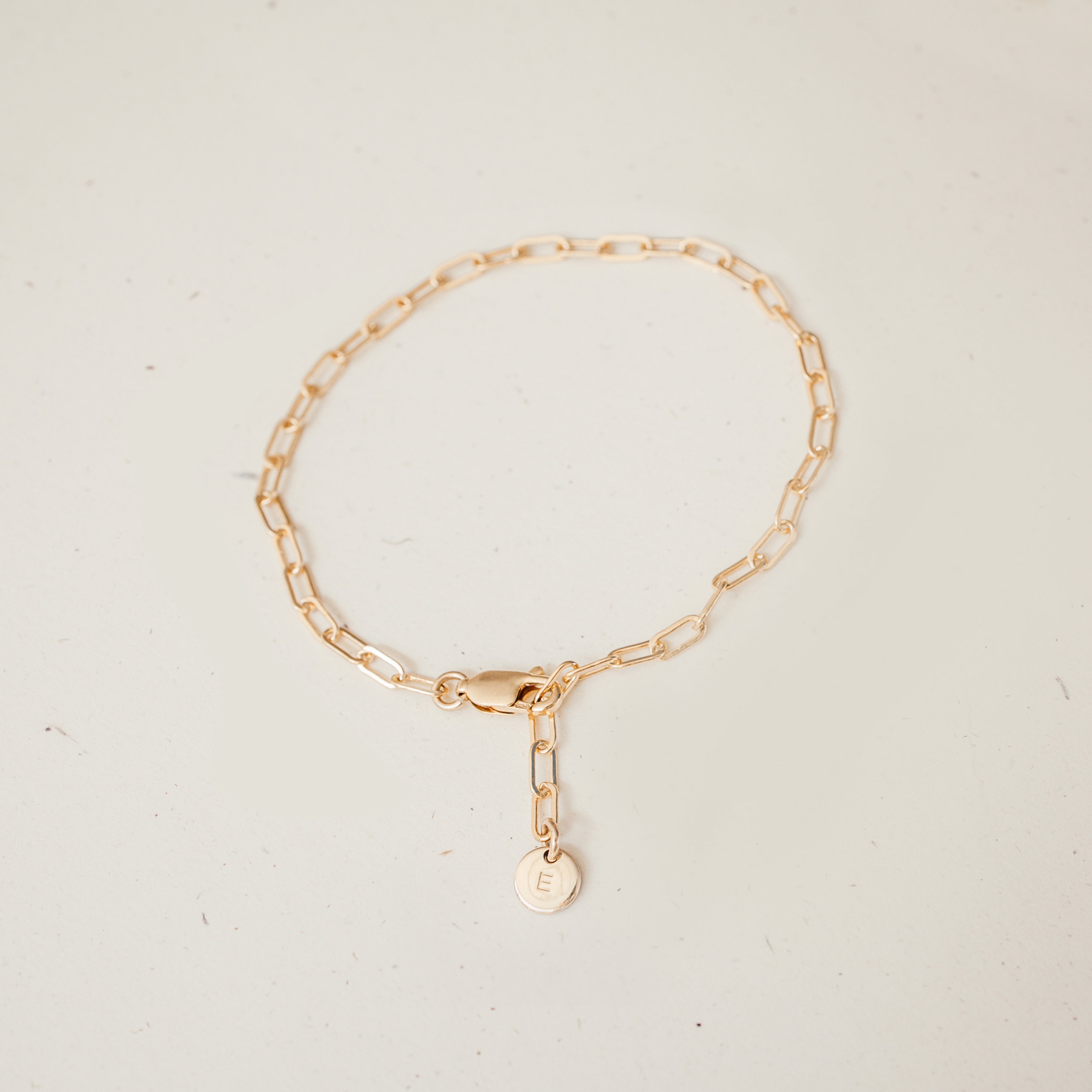 Personalised jewellery - KBN Jewellery - handmade jewellery – Personalised Jewellery gifts – Dainty jewellery – tiny pendant bracelet  – linked chain – initial bracelet – symbol bracelet – Australian made – single pendant bracelet 